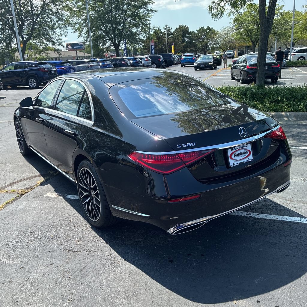 Used 2024 Mercedes-Benz S 580 4MATIC Sedan image 9