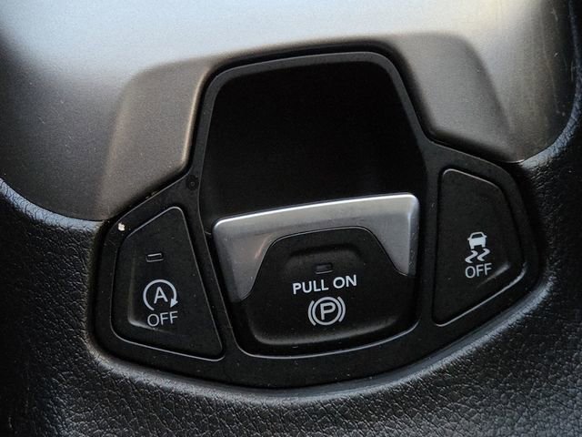 Used 2018 Jeep Compass Sport image 6