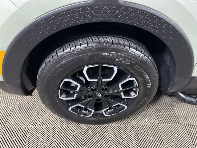 Certified 2024 Hyundai Santa Cruz SEL image 10