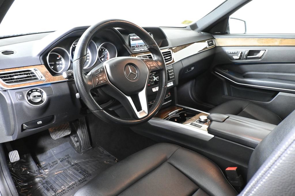 Used 2014 Mercedes-Benz E 350 4MATIC Sedan image 14