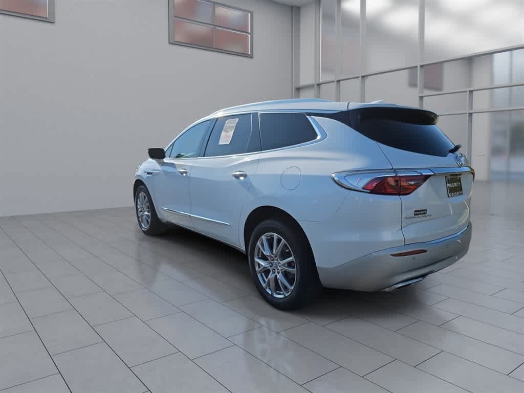 Used 2023 Buick Enclave Premium w/ Experience Buick Package FWD image 7