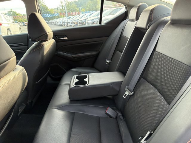 Used 2019 Nissan Altima 2.5 SR FWD image 13