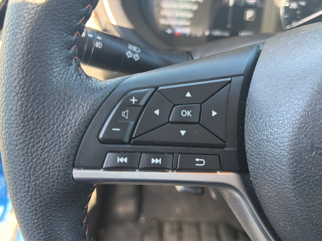 Certified 2024 Nissan Kicks SR w/ SR Premium Package FWD image 35
