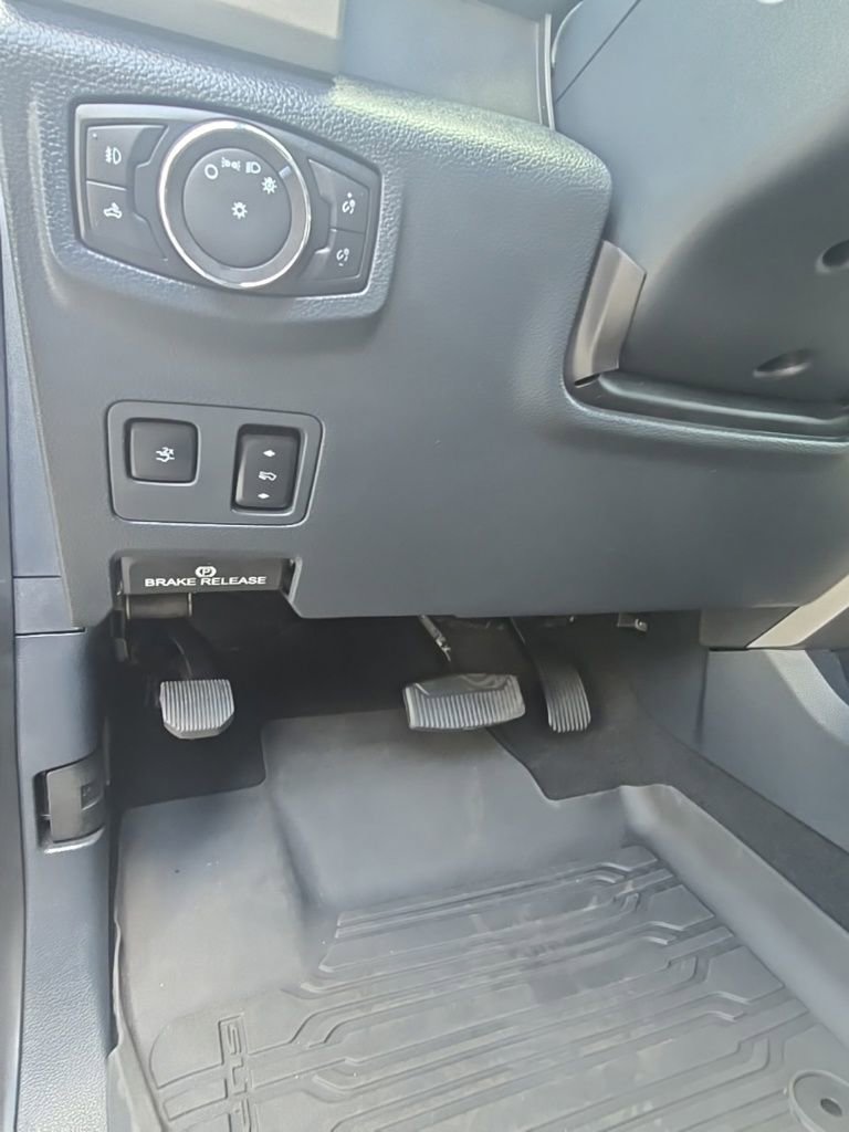 Used 2022 Ford F250 Lariat w/ Lariat Ultimate Package image 19