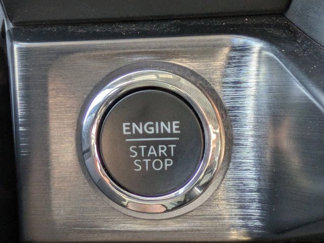 Used 2025 Ford F350 Lariat image 23