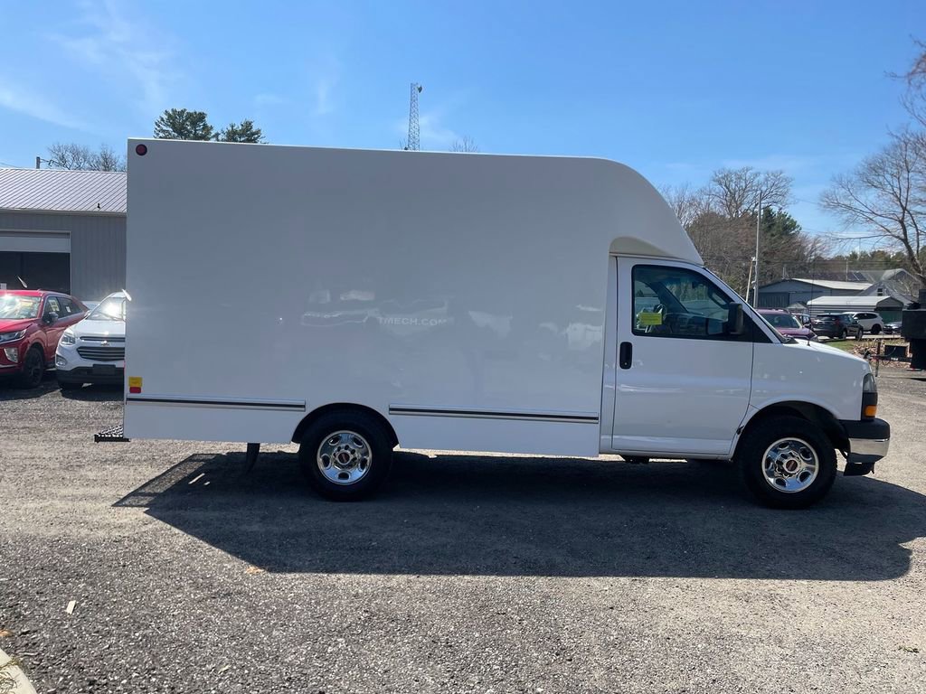 Used 2021 GMC Savana 3500 w/ Power Convenience Package RWD image 4
