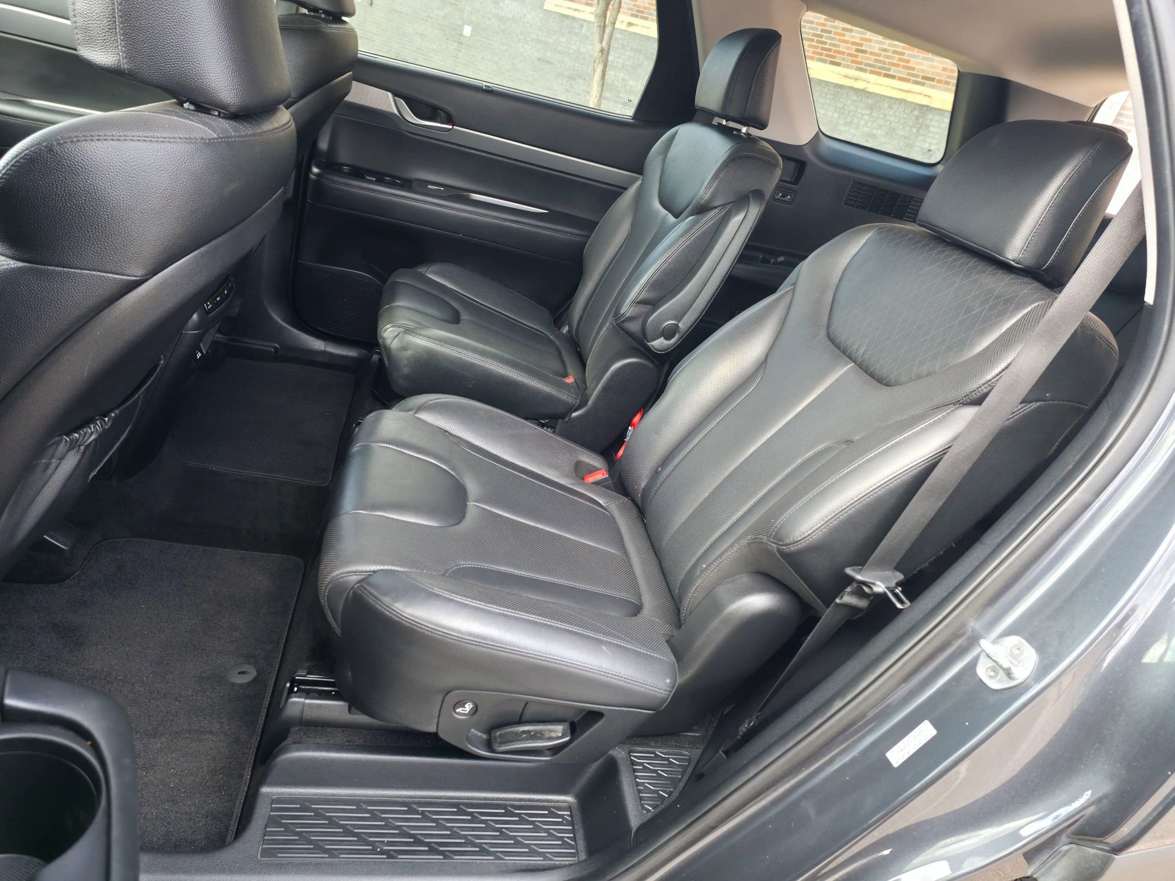 Used 2020 Hyundai Palisade SEL w/ Premium Package image 34