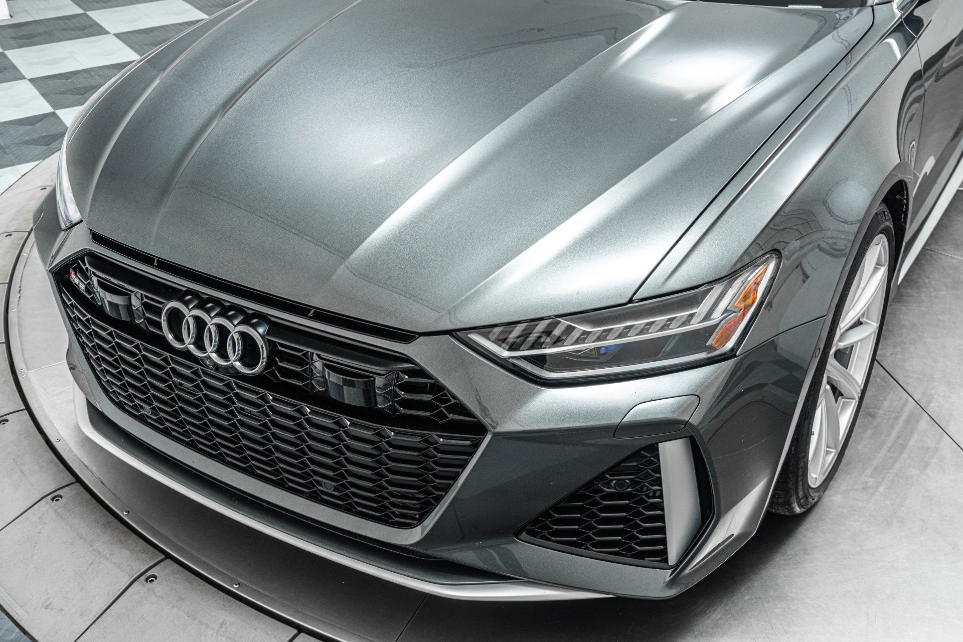 Used 2023 Audi RS 6 AWD/4WD image 36