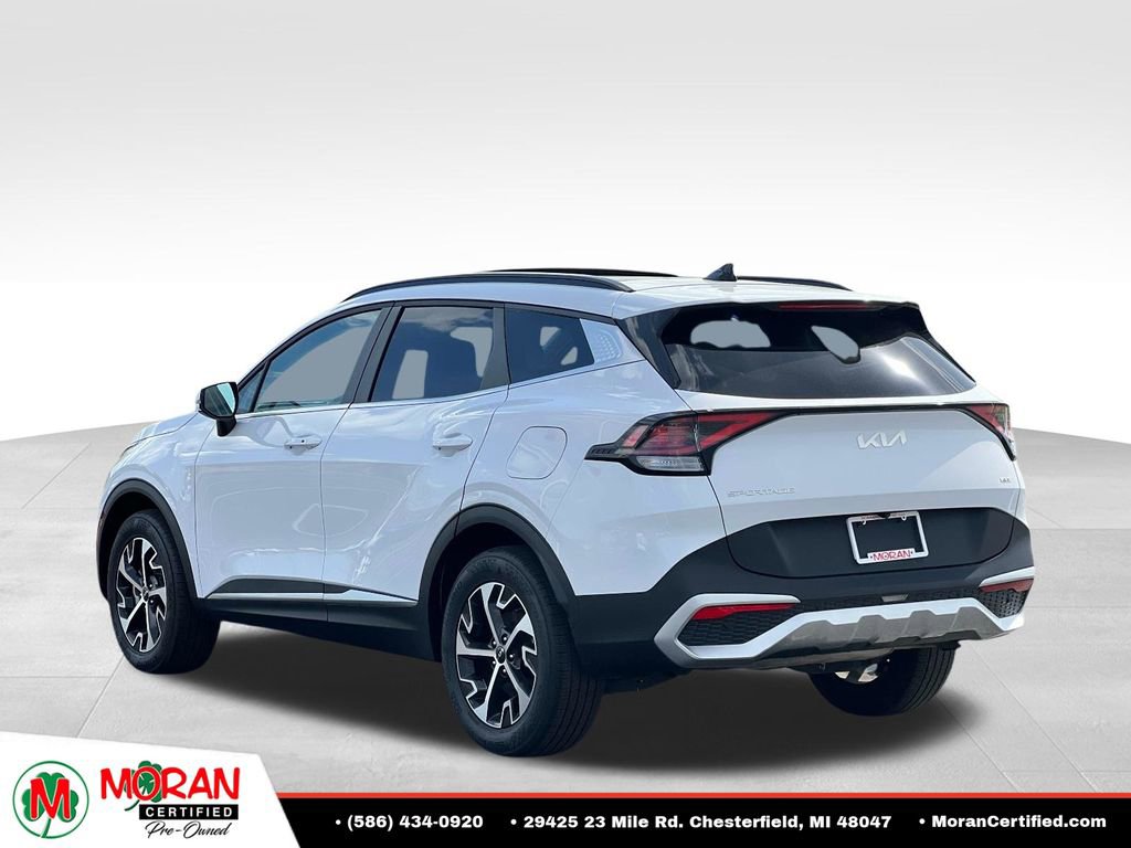 Used 2025 Kia Sportage EX w/ Premium Package AWD/4WD image 4