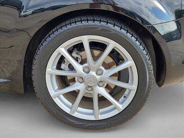 Used 2010 MAZDA MX-5 Miata Grand Touring w/ Premium Pkg RWD image 18