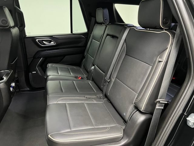 Used 2024 GMC Yukon SLT AWD/4WD image 46
