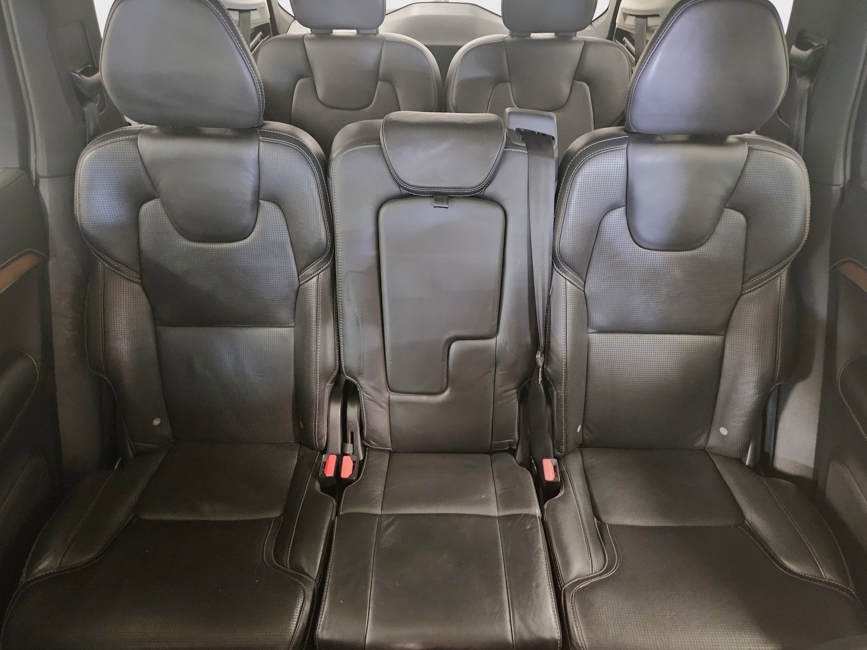 Used 2017 Volvo XC90 T6 Inscription w/ Vision Package image 40