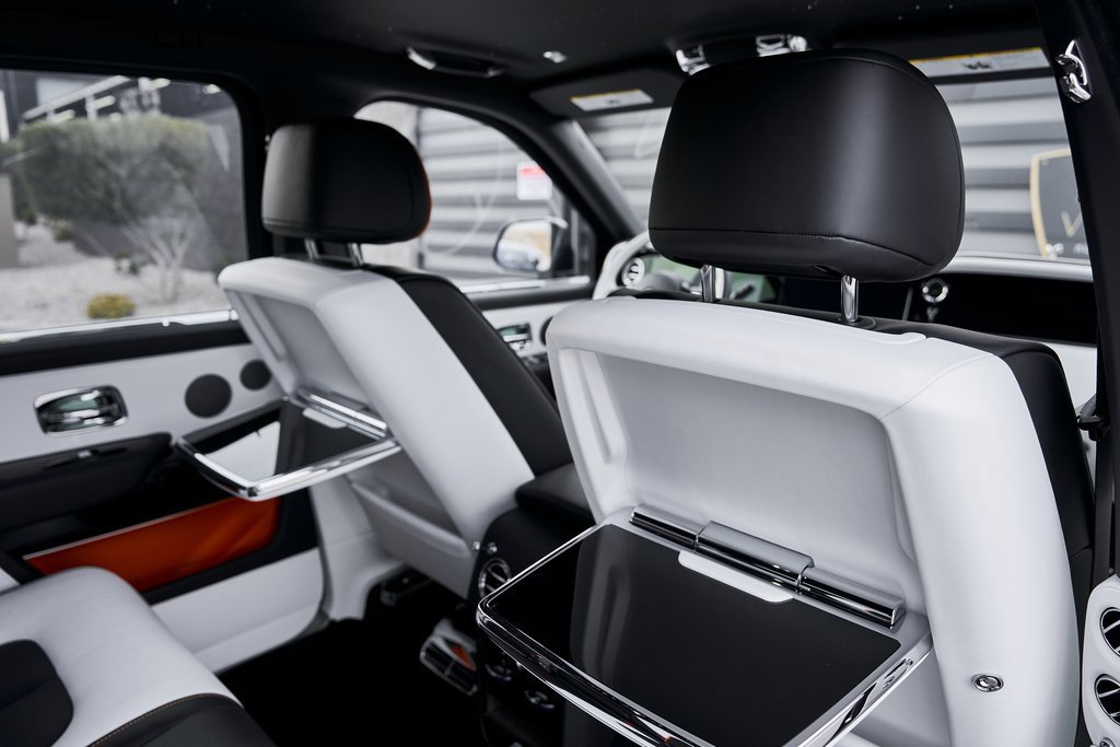 Used 2026 Rolls-Royce Cullinan image 47
