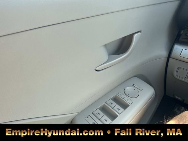 Used 2024 Hyundai Kona SEL image 31
