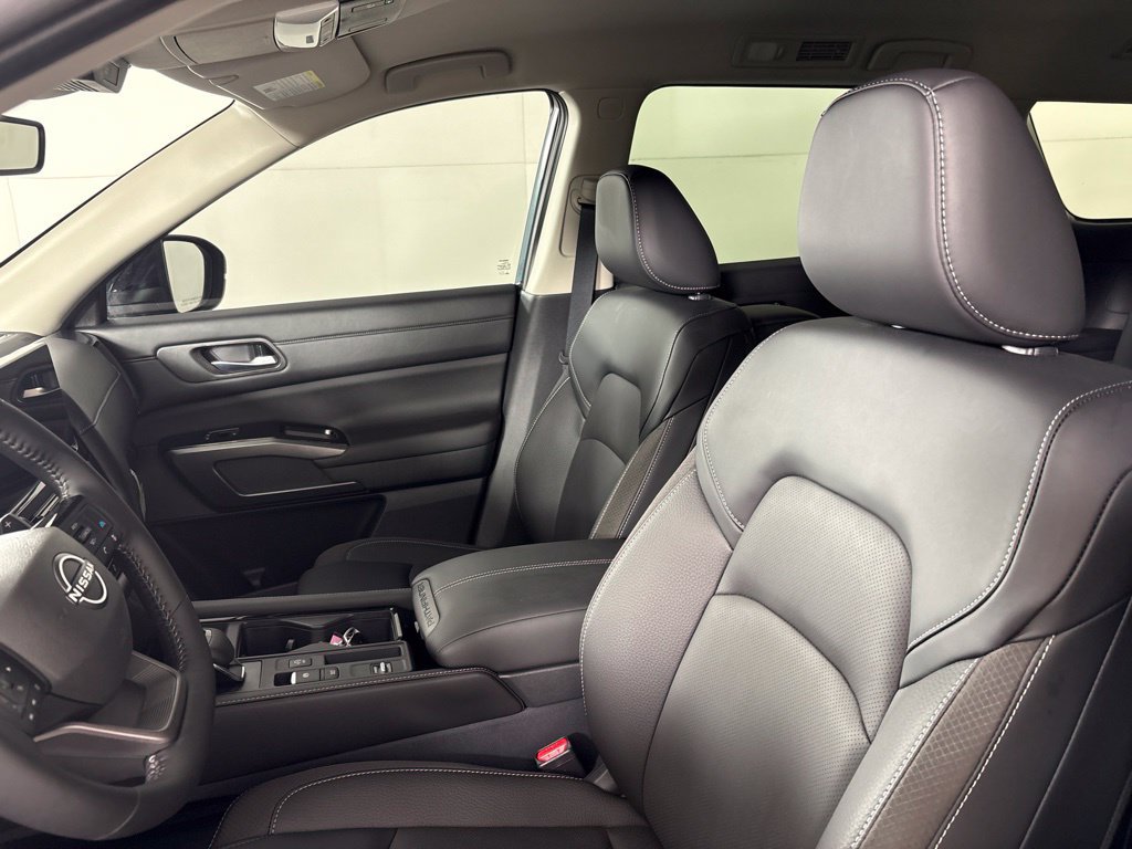 New 2026 Nissan Pathfinder SL FWD image 29