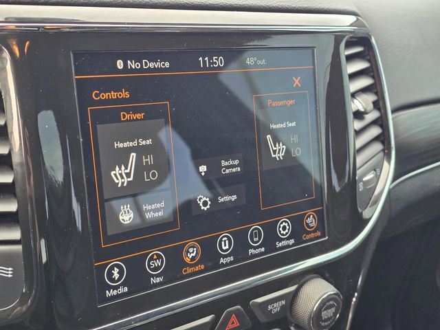 Used 2022 Jeep Grand Cherokee Limited image 8