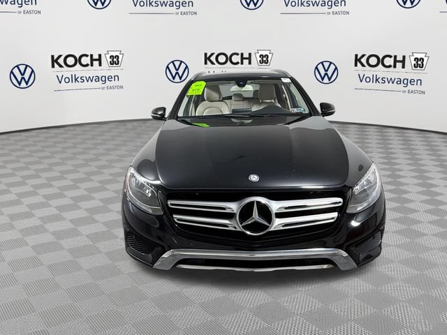 Used 2017 Mercedes-Benz GLC 300 4MATIC image 2