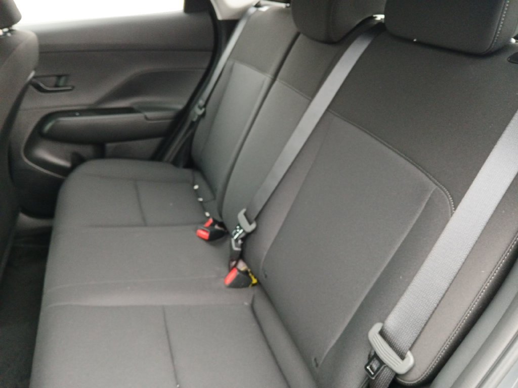 New 2027 Hyundai Kona SE FWD image 13