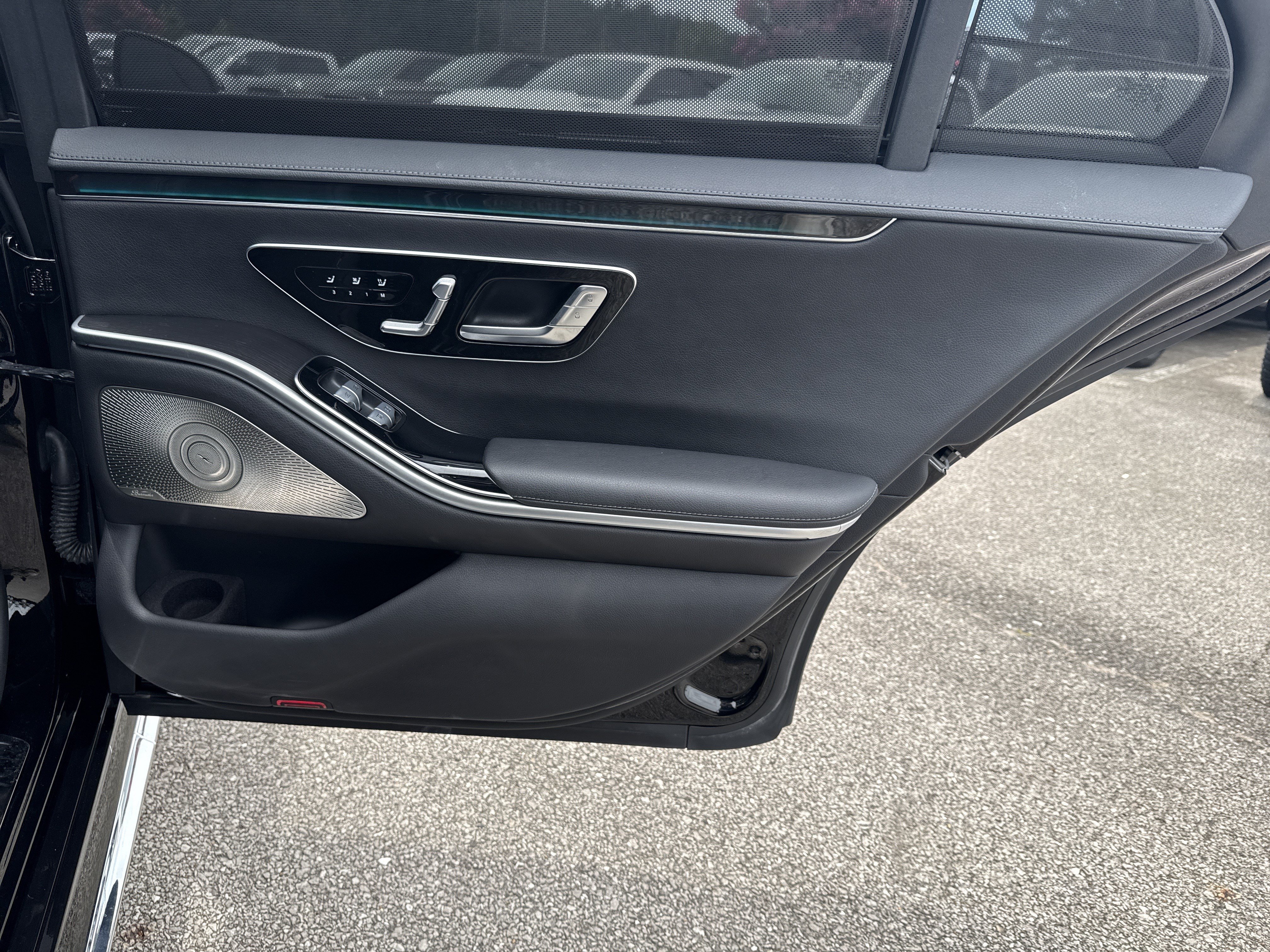 Used 2023 Mercedes-Benz S 500 4MATIC image 16