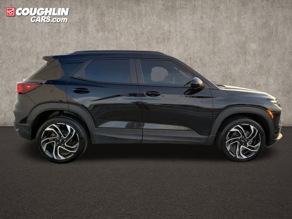 Used 2024 Chevrolet TrailBlazer RS w/ Convenience Package image 9