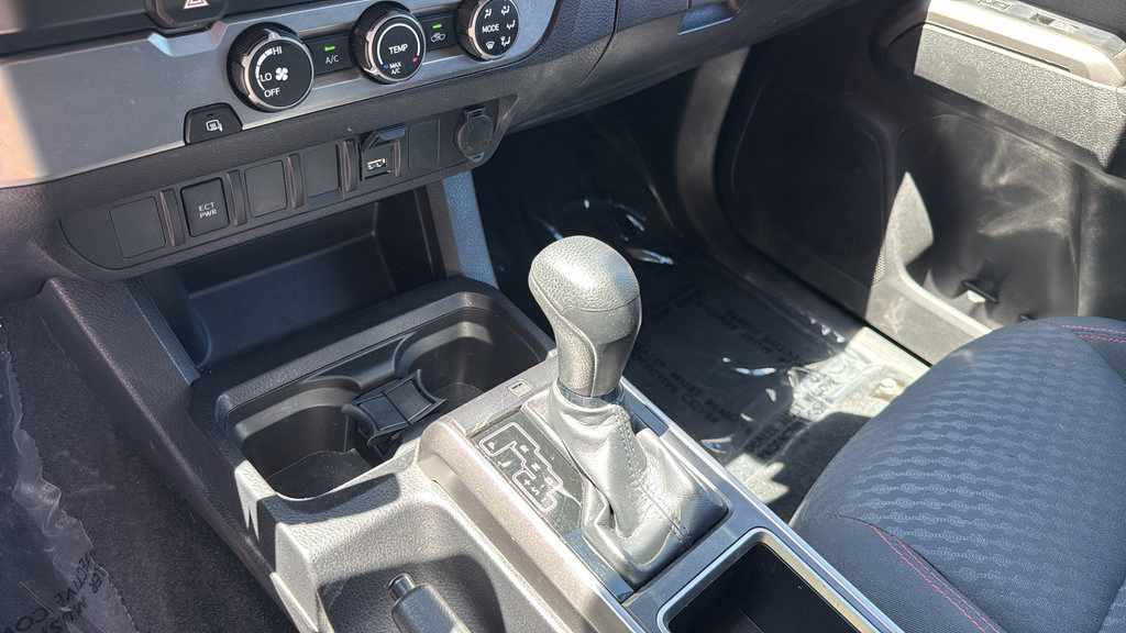 Used 2023 Toyota Tacoma SR5 w/ SR5 Appearance Package RWD image 24