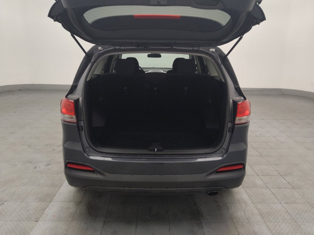 Used 2018 Kia Sorento LX image 29