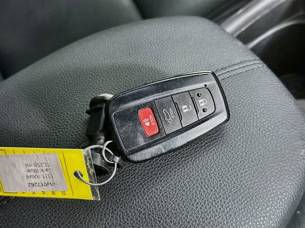 Used 2021 Toyota RAV4 XLE Premium AWD/4WD image 22