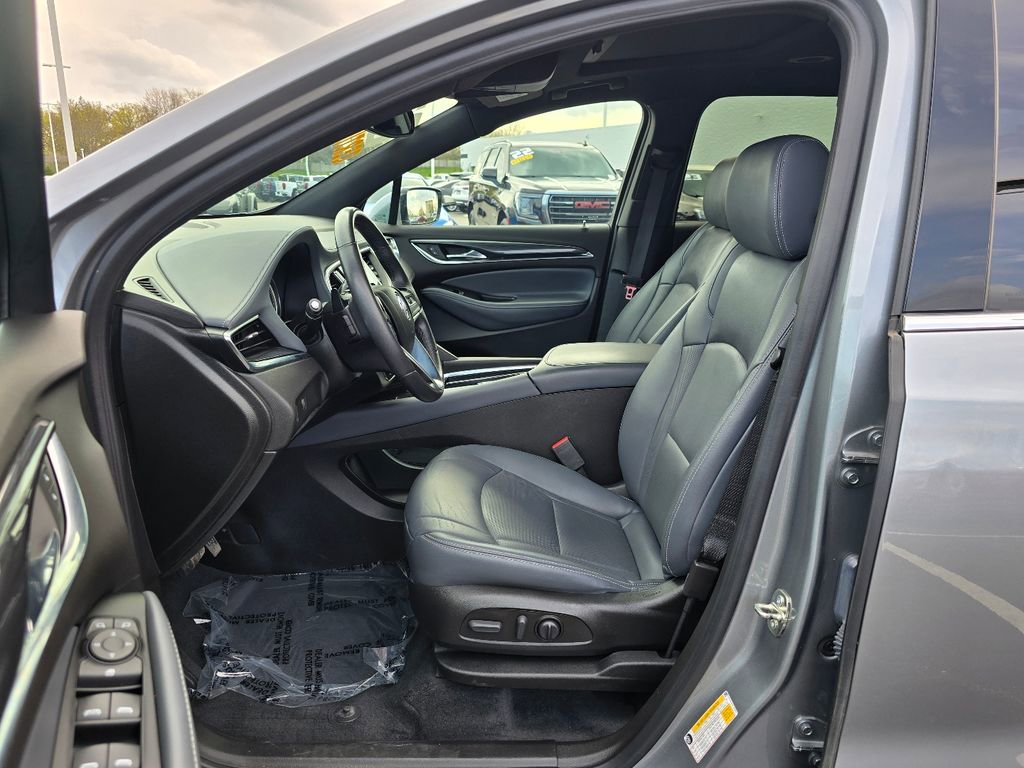 Certified 2023 Buick Enclave Essence w/ Experience Buick Package image 17