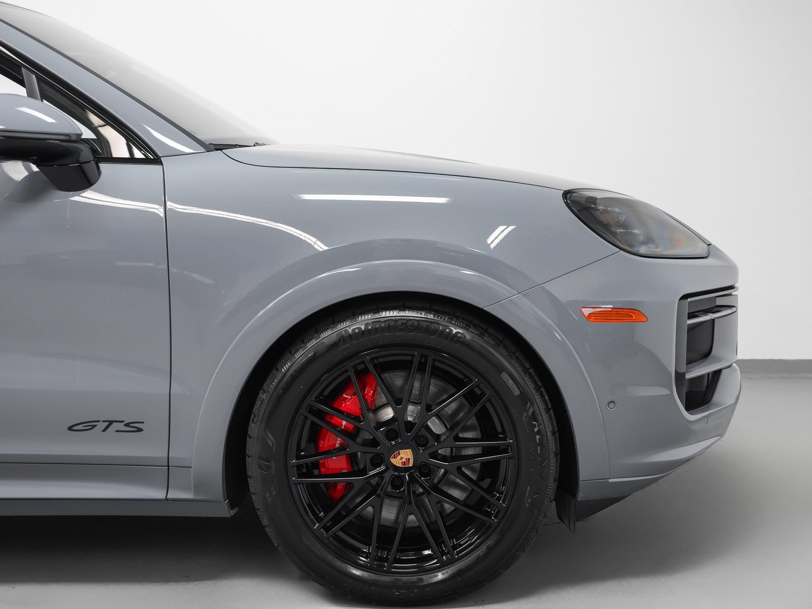 New 2026 Porsche Cayenne GTS AWD/4WD image 16