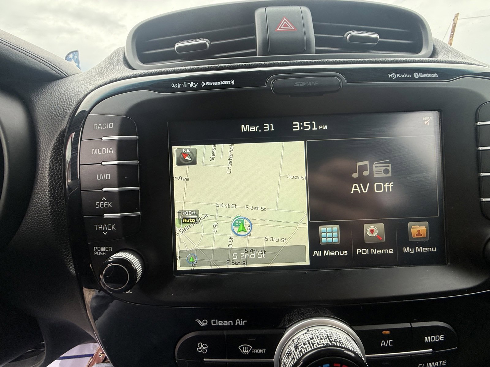 Used 2015 Kia Soul ! w/ Sun & Sound Package FWD image 13