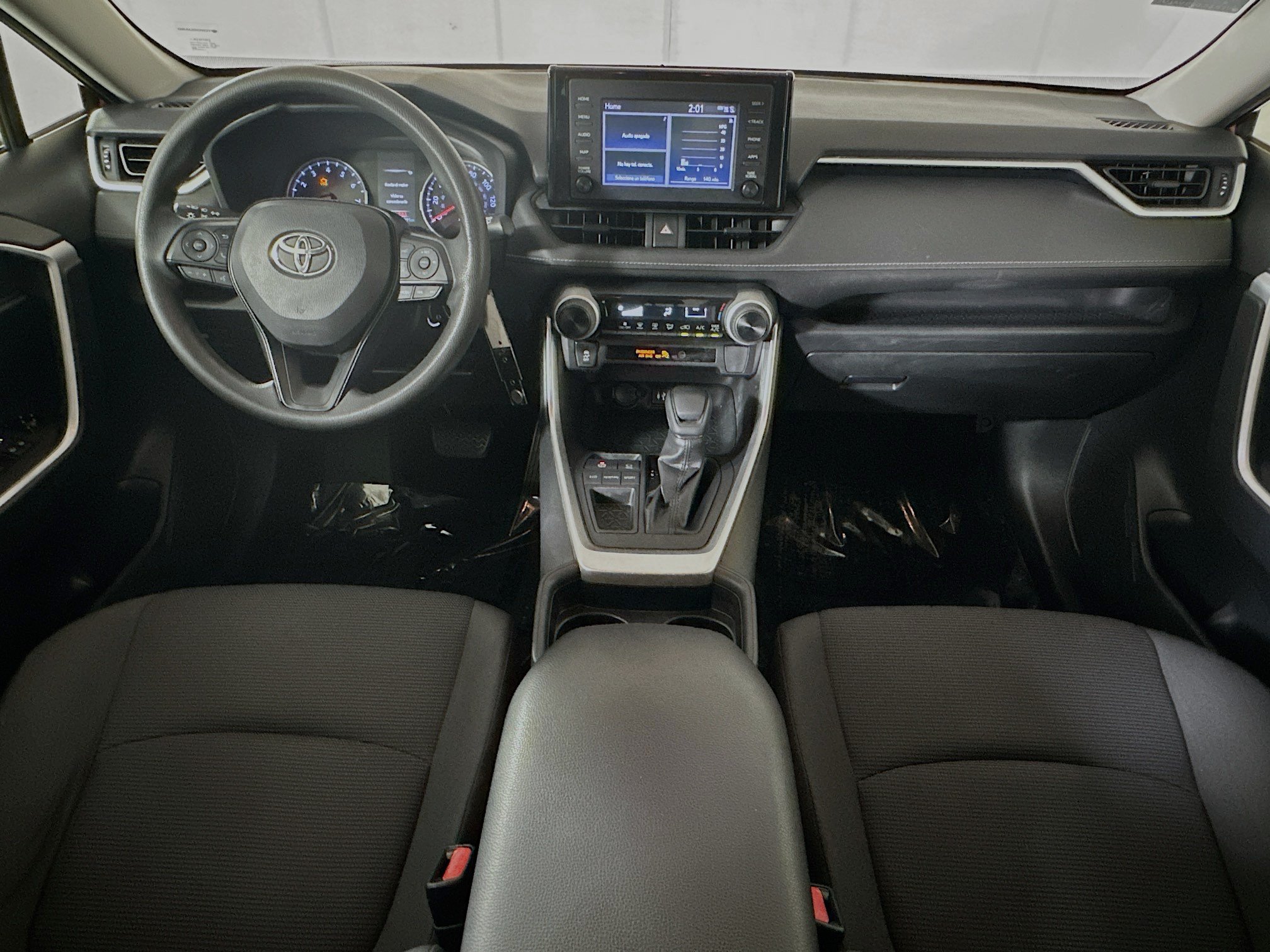 Used 2019 Toyota RAV4 LE FWD image 26