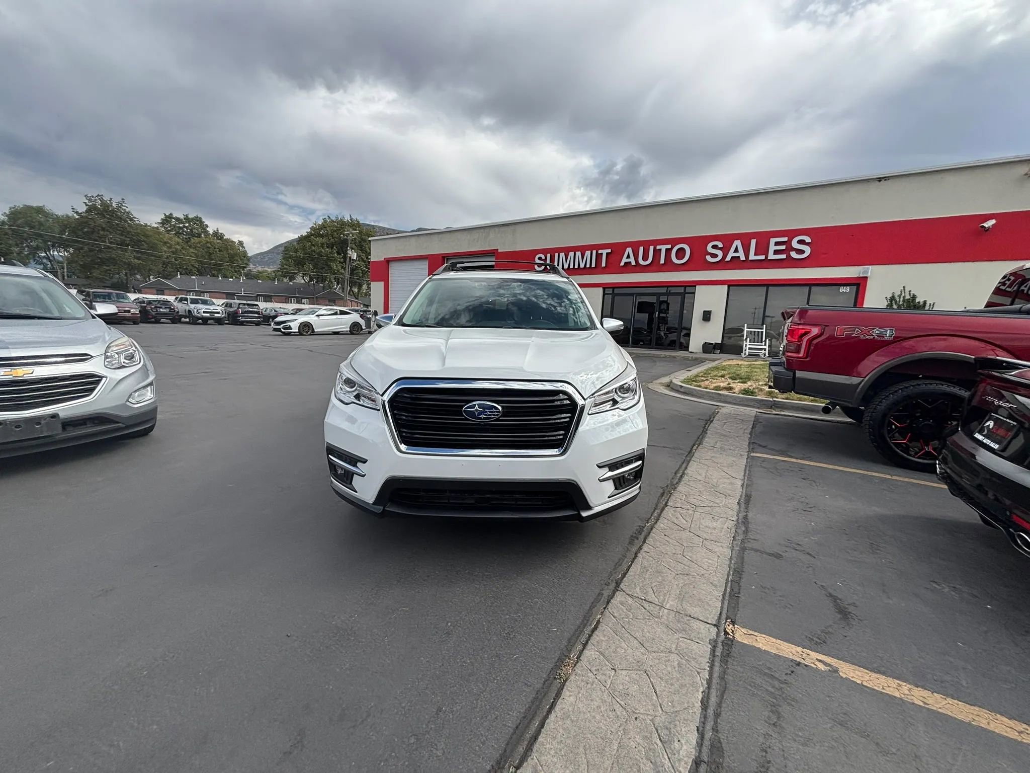 Used 2022 Subaru Ascent Touring w/ Popular Package #2A image 9