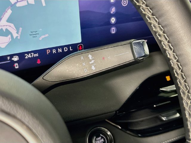 Used 2025 Buick Enclave Preferred FWD image 18