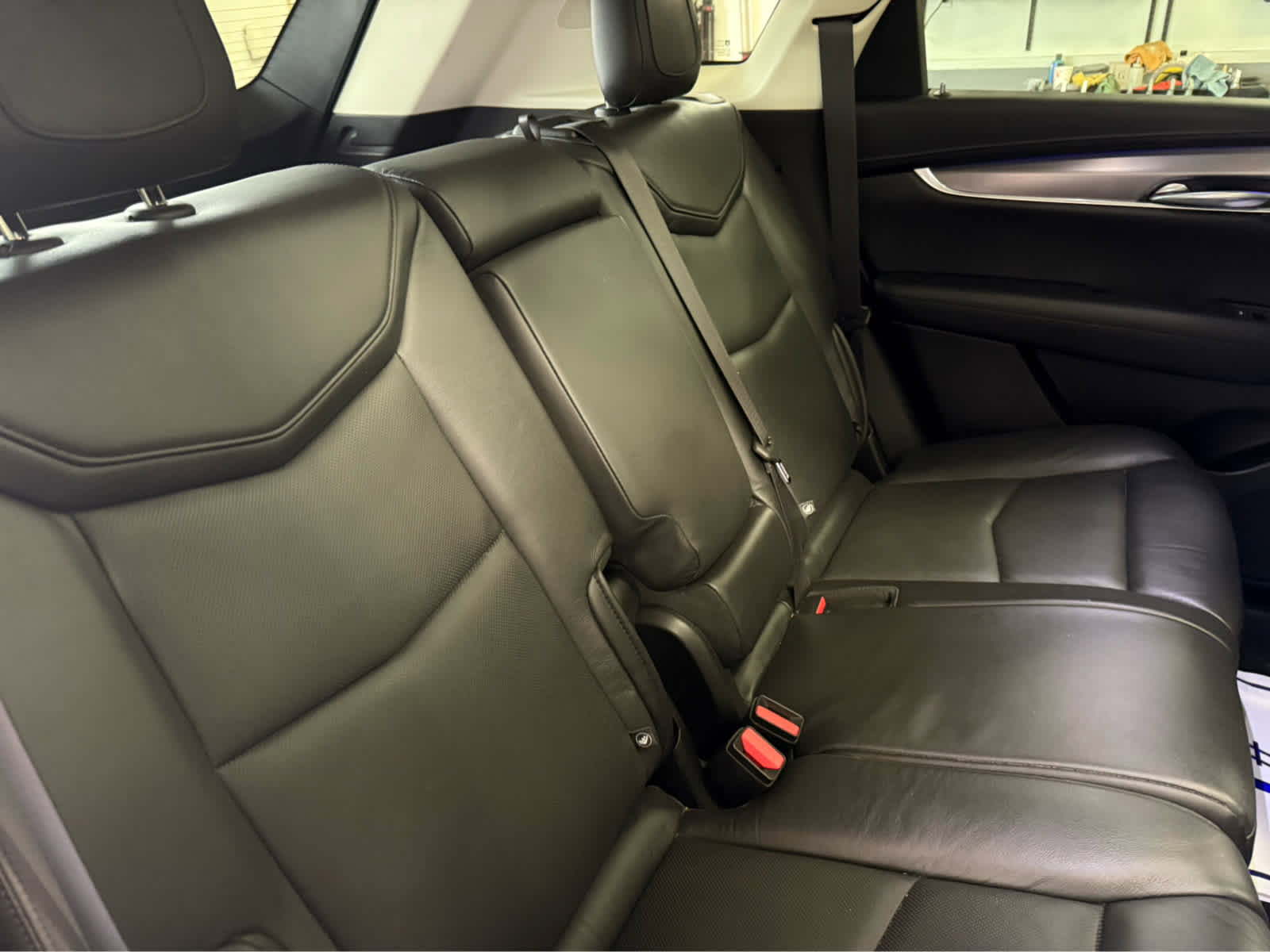 Used 2025 Cadillac XT6 Premium Luxury w/ Technology Package image 32