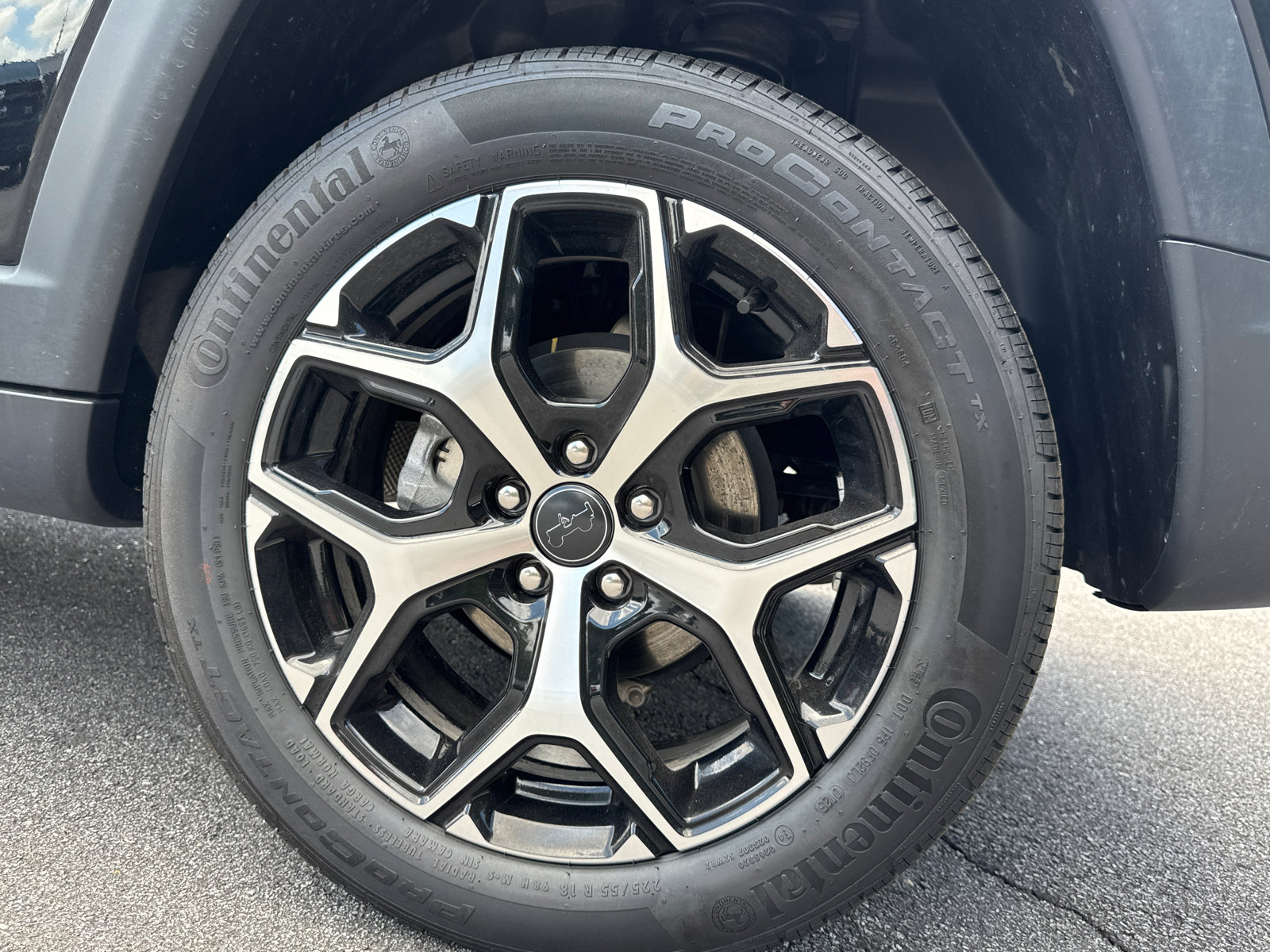 Certified 2025 Jeep Compass Limited AWD/4WD image 21