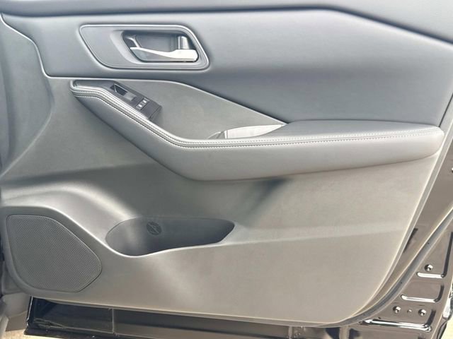 New 2026 Nissan Rogue SV FWD image 15