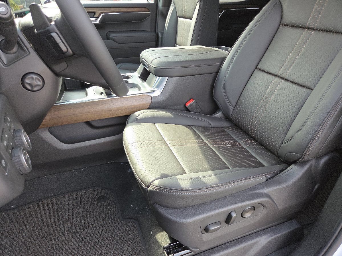 New 2026 Chevrolet Silverado 1500 High Country AWD/4WD image 28