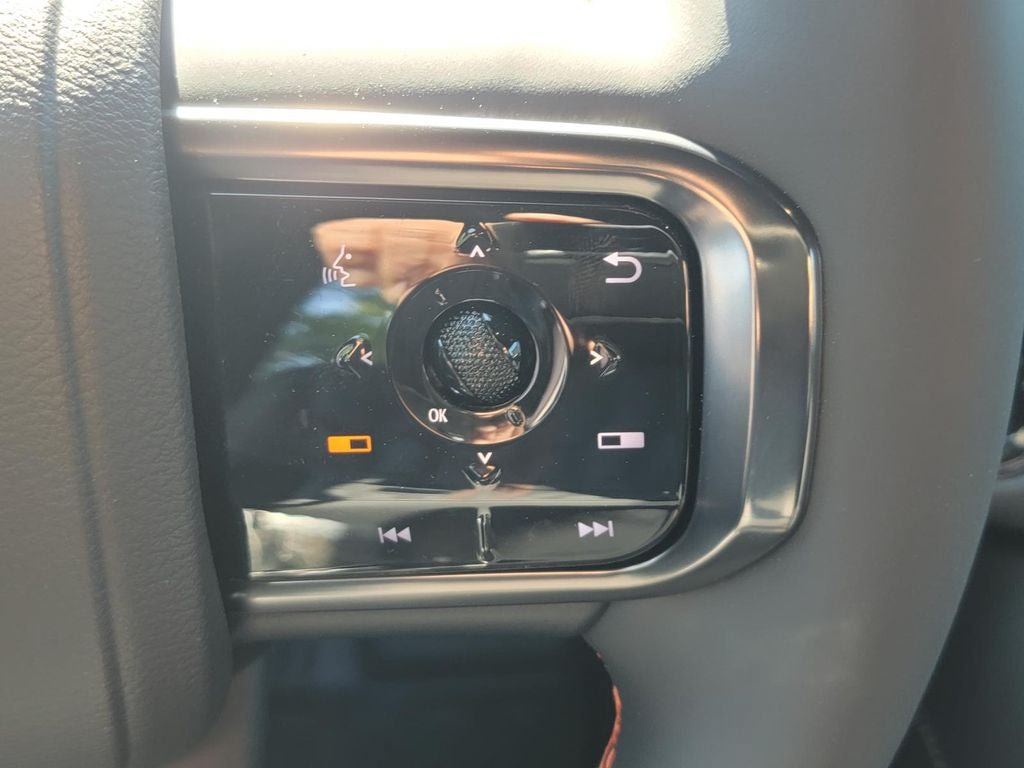 New 2026 Nissan Armada PRO-4X AWD/4WD image 23
