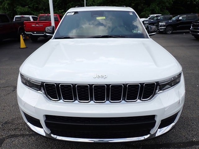 New 2025 Jeep Grand Cherokee L Limited image 10