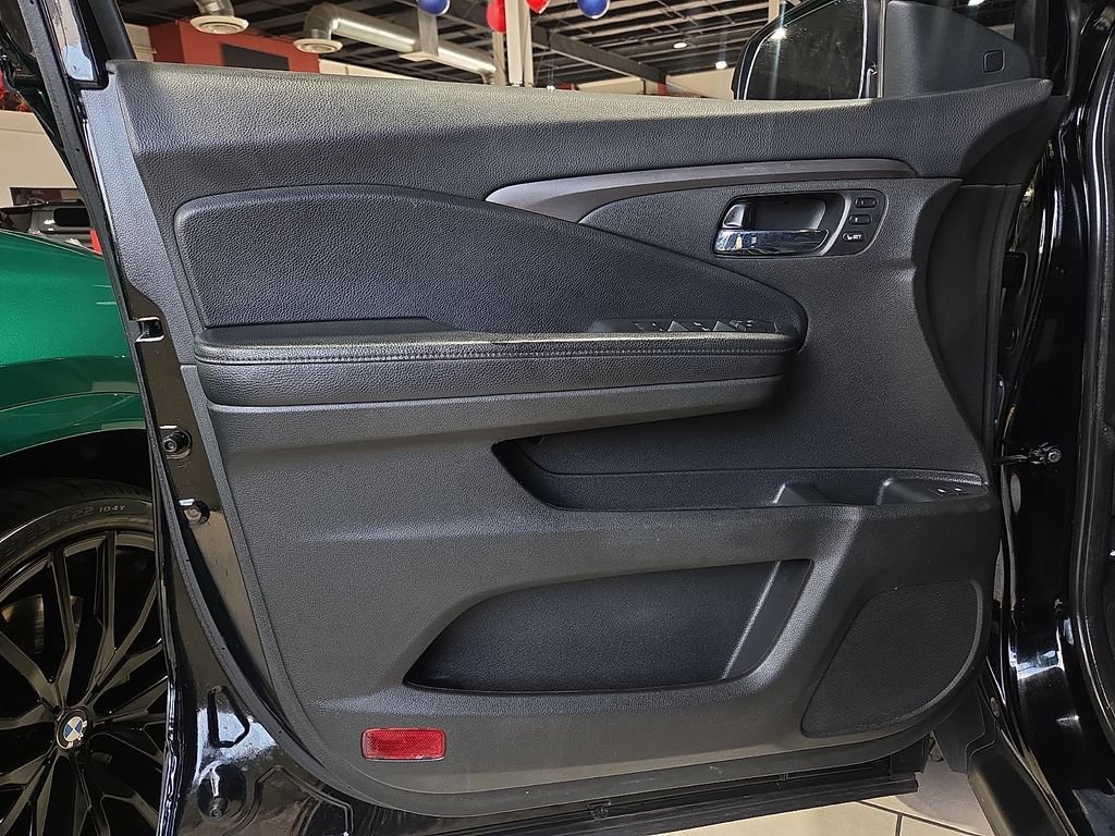 Used 2022 Honda Pilot Special Edition image 17
