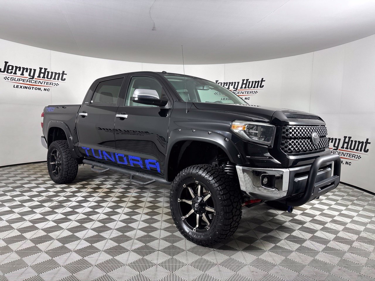Used 2018 Toyota Tundra Limited AWD/4WD image 3