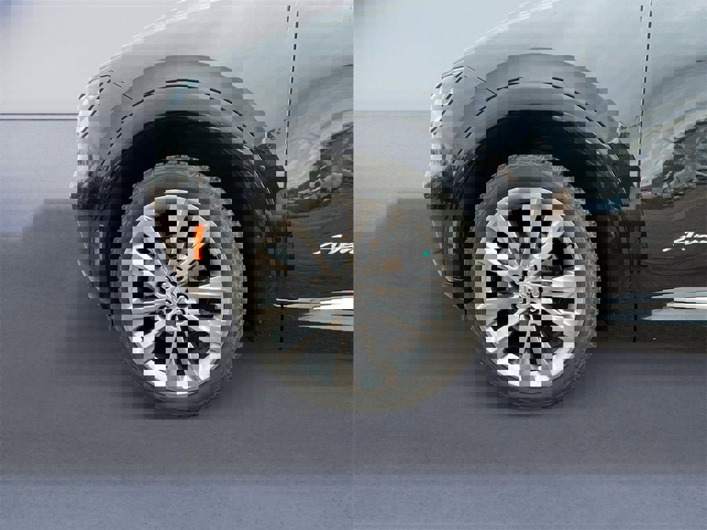 Used 2023 Buick Envision Avenir image 14