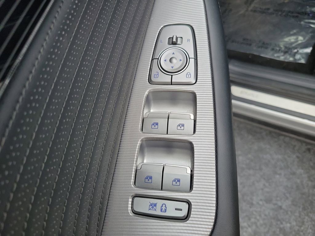 Used 2024 Hyundai Palisade Calligraphy image 19