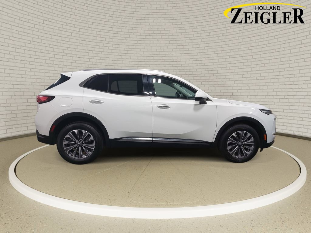 Used 2025 Buick Envision Preferred image 4