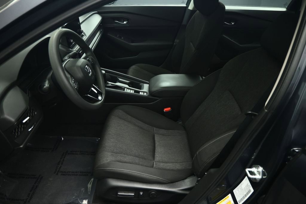 Used 2023 Honda Accord EX image 49