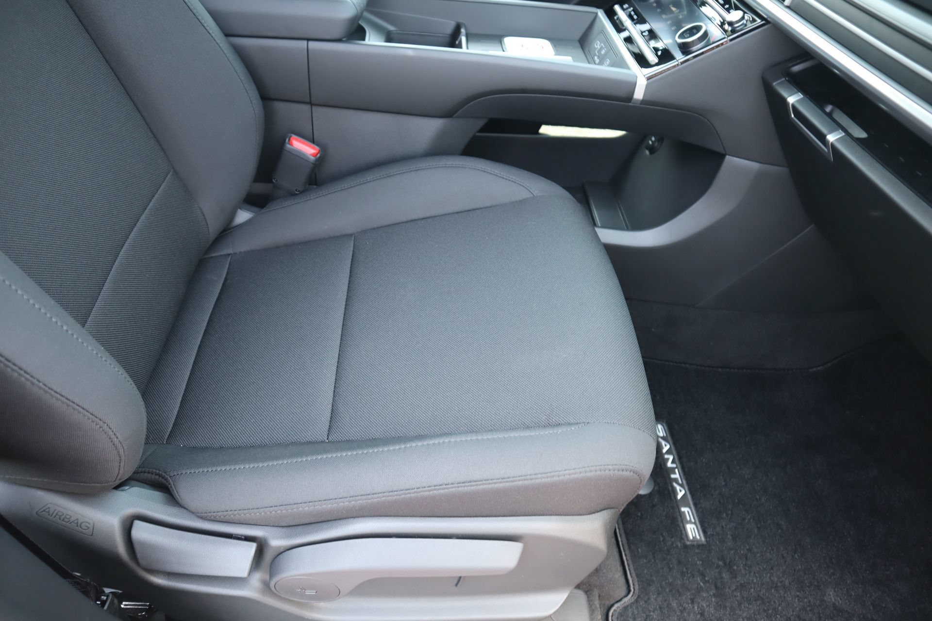 New 2026 Hyundai Santa Fe SE FWD image 18