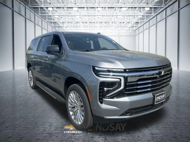 New 2026 Chevrolet Suburban LT w/ Comfort Package image 3