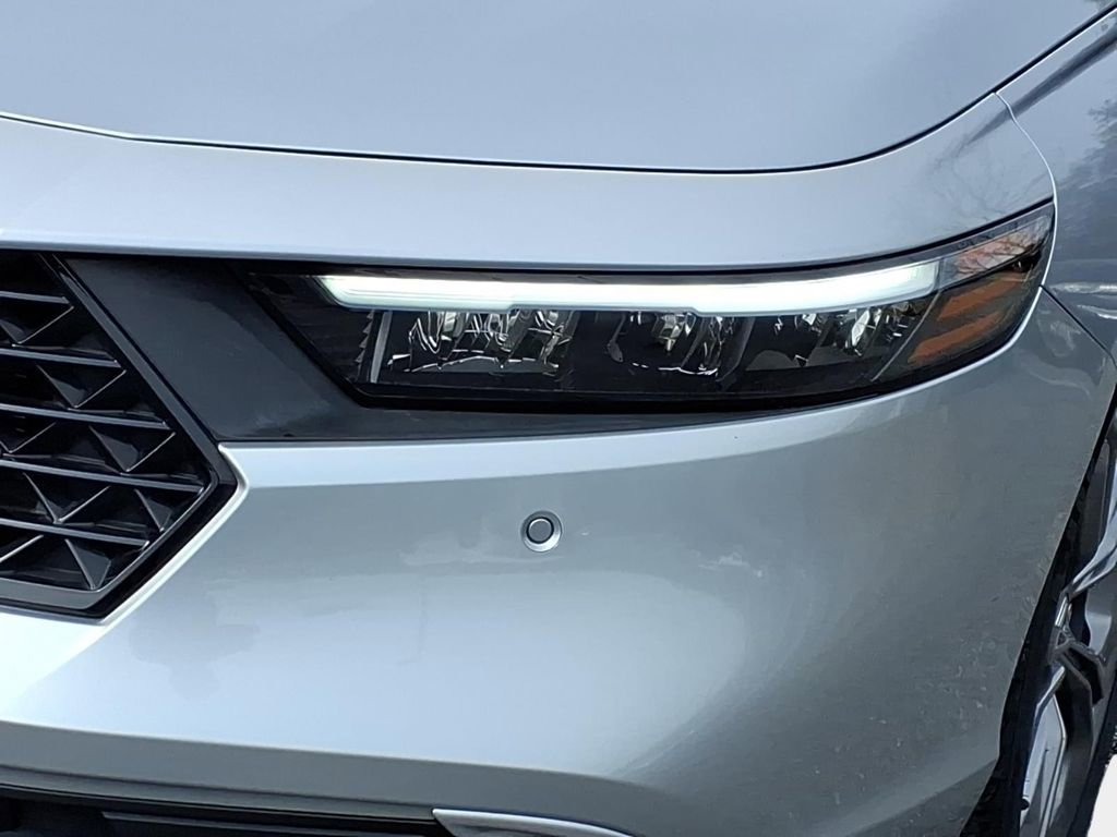 Used 2023 Honda Accord EX-L image 4