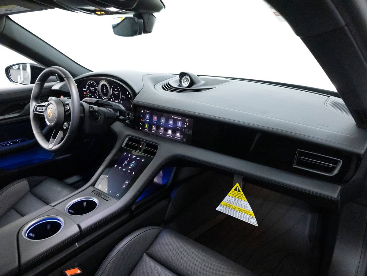 New 2026 Porsche Taycan 4S AWD/4WD image 43