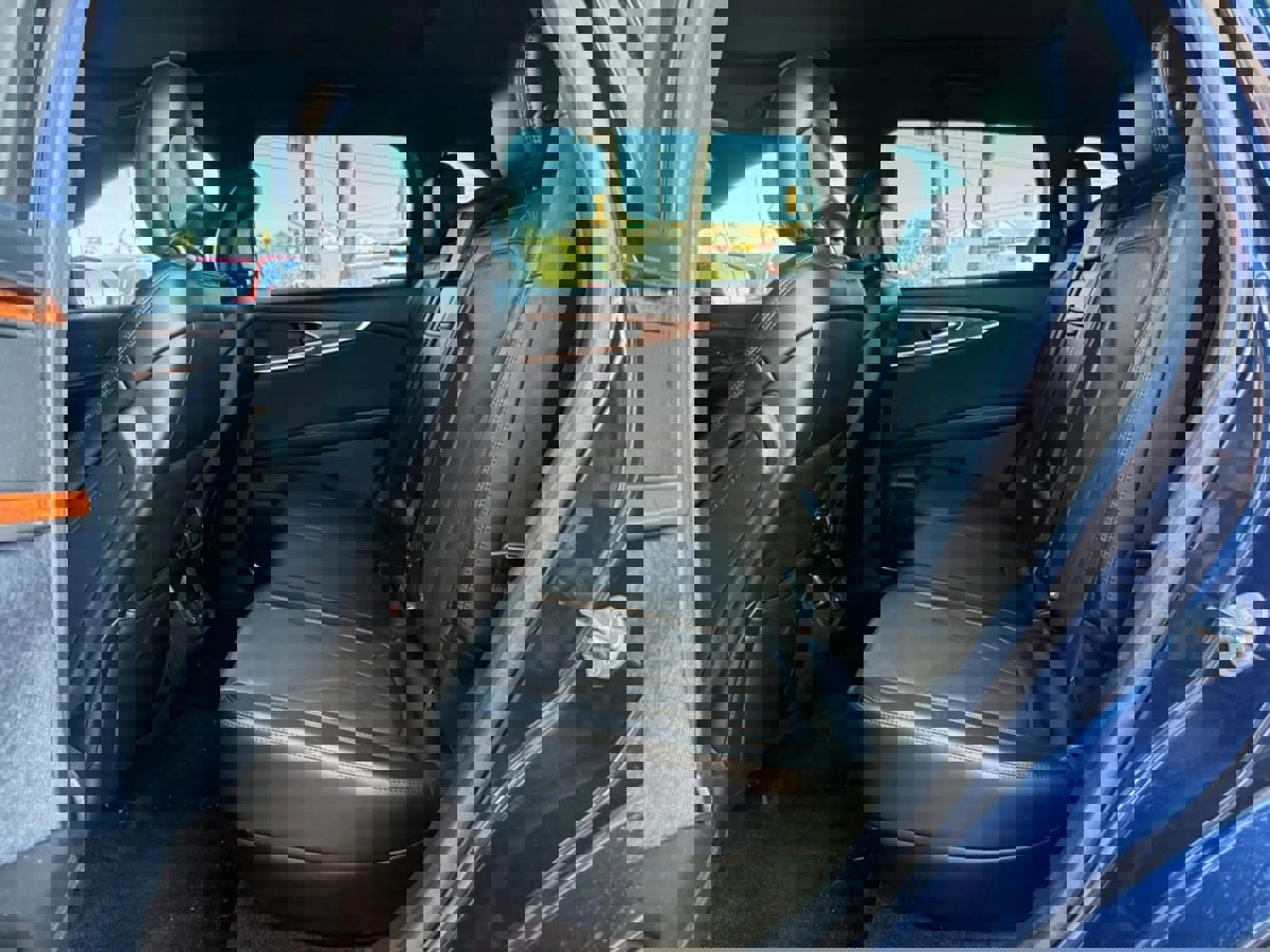 Used 2017 Lincoln MKX Reserve image 45